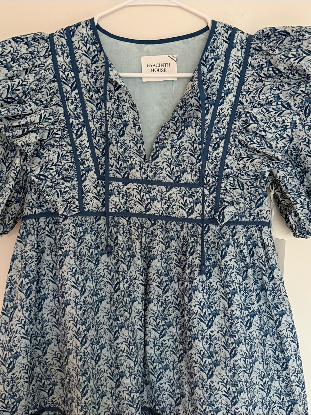 HYACINTH HOUSE Tuckernuck Rosaleigh Blue Floral Mini Dress - Picture 4 of 9